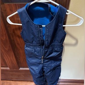 Kids size 2T Columbia ski bibs.